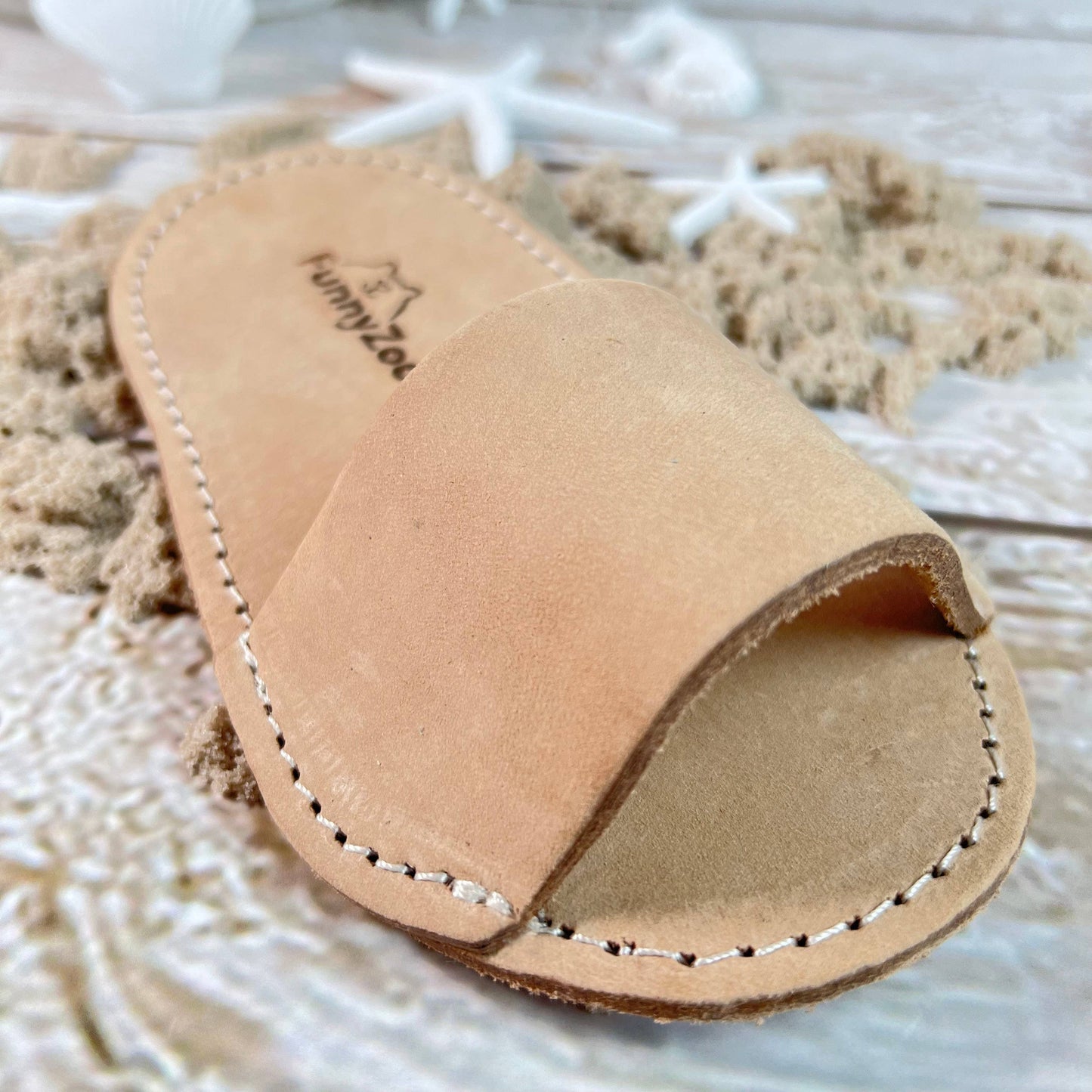 Claquette en cuir - jouet naturel pour chien