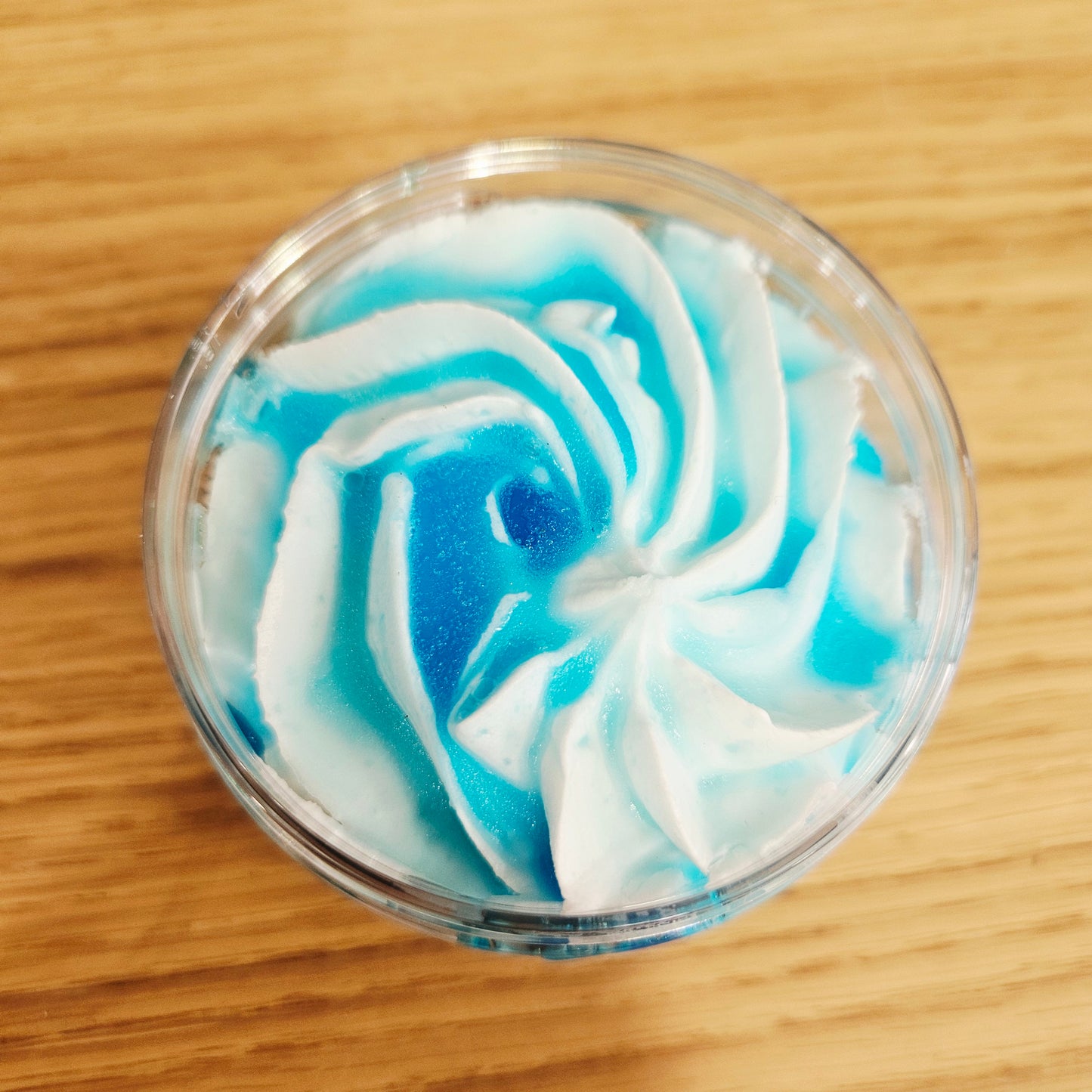 ❄️⛄ Chantilly de douche et bain – BONHOMME DE NEIGE ⛄❄️
100 g