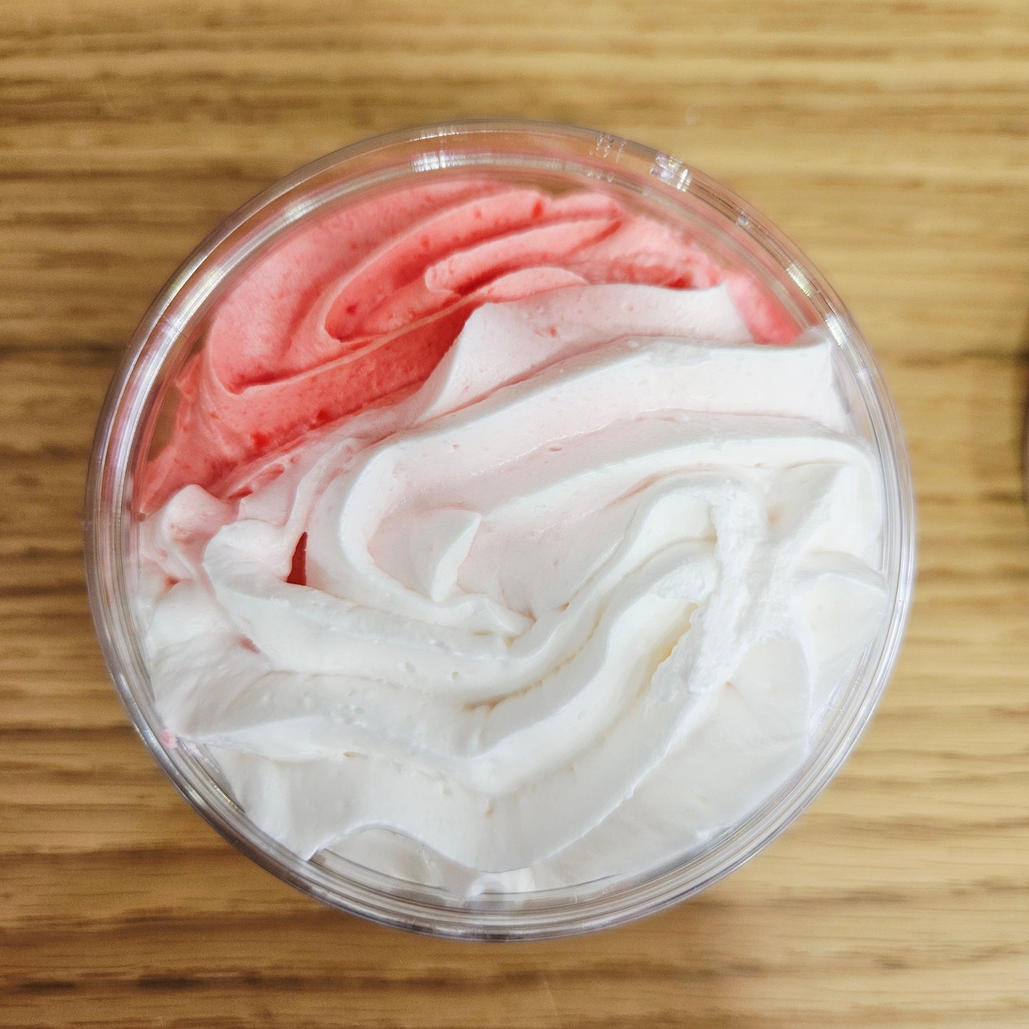 Chantilly de Douche & de Bain – Champagne Fraise 🍓✨ (100 g)