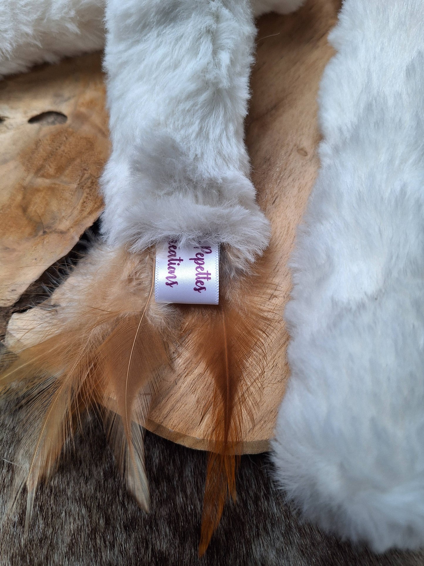 O poil à plumes- Kicker en fausse fourrure avec vraies plumes – Cataire & Valériane 🌿 - Jouet pour chat