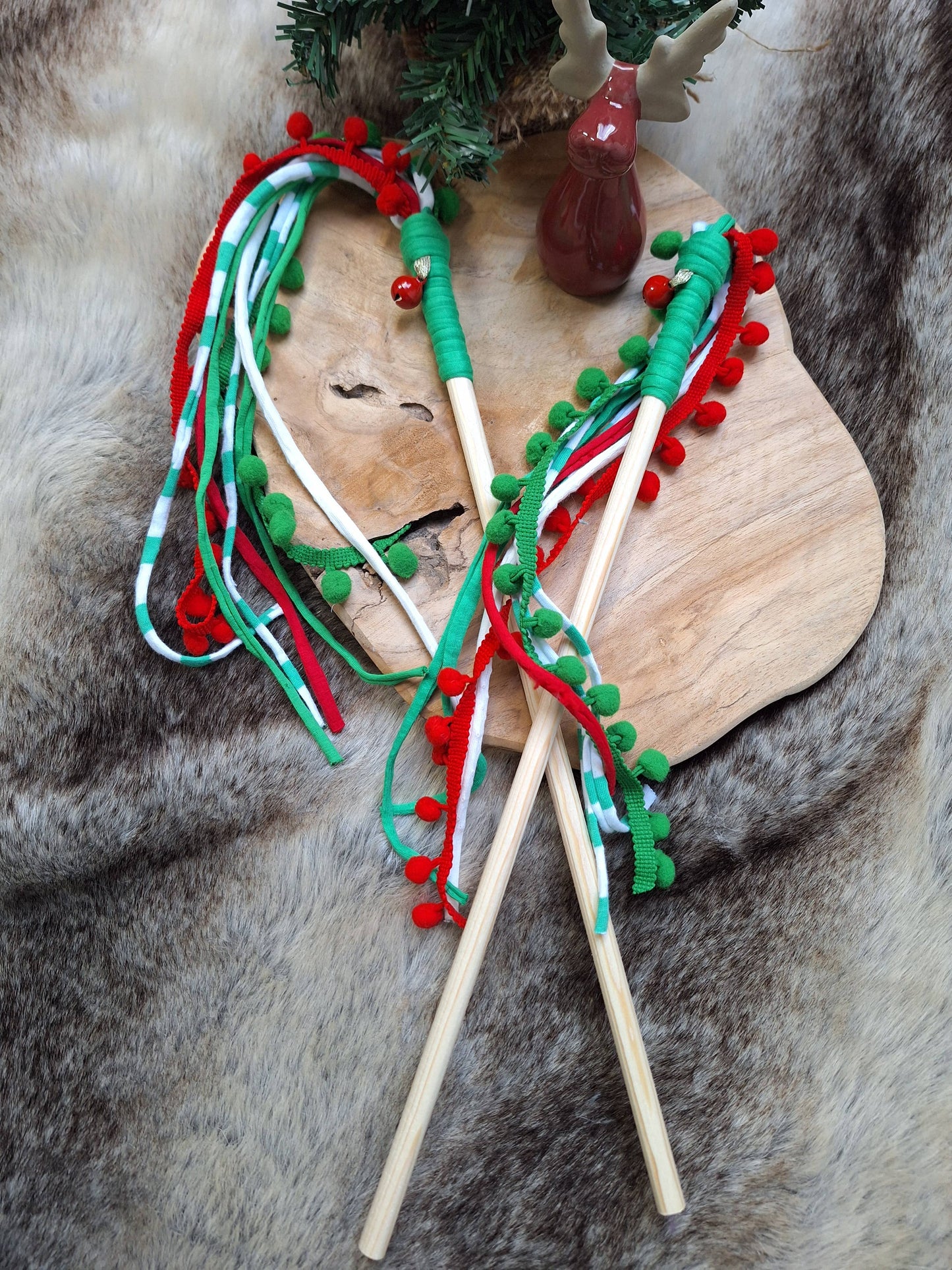 Cana’chat JERSY de Noël – Pompons festifs & bois naturel 🎅✨