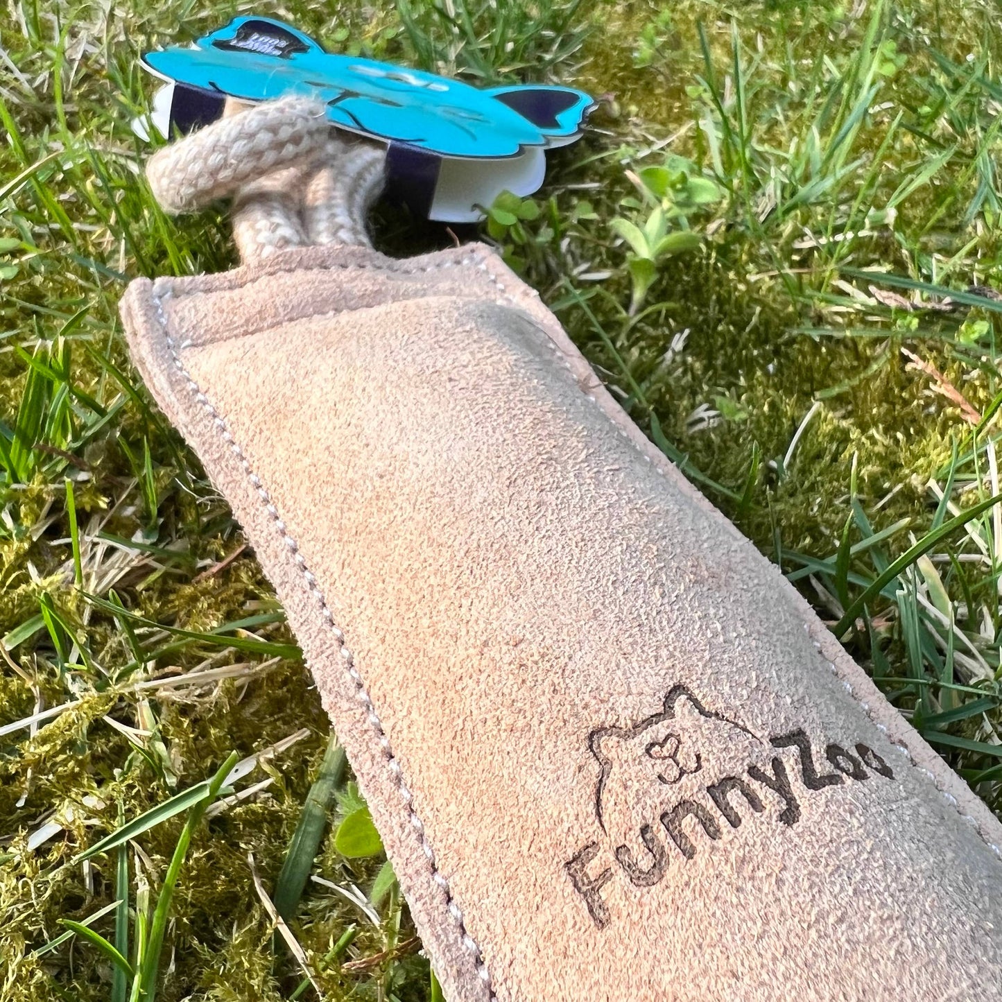 Manchette en suède avec corde – Jouet d’interaction pour chien