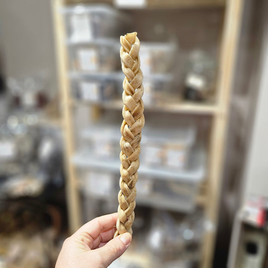 🐃 Tresse en peau de buffle à l’unité – Friandise 100 % naturelle (20 cm)