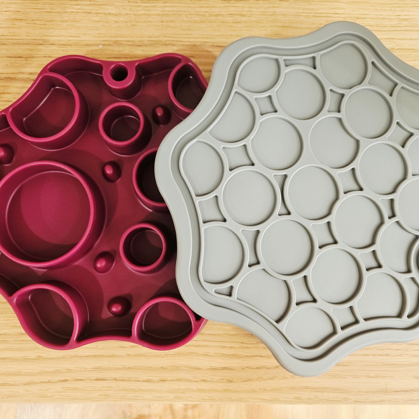 Gamelle anti-glouton pour chien et chat - double face