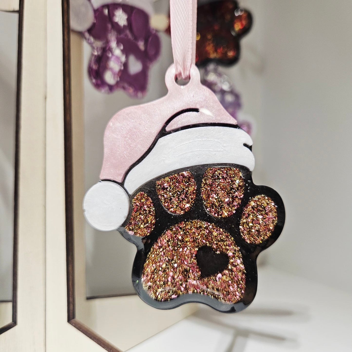 🎄 Suspension Patoune de Noël – Résine faite main